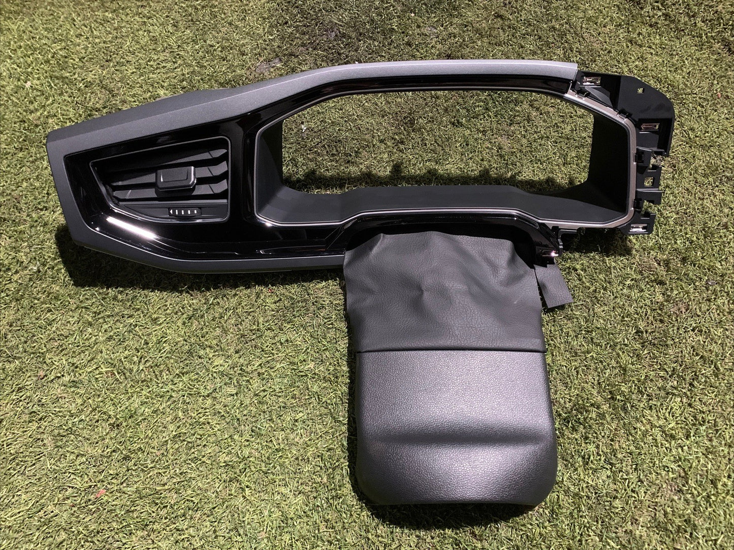 Rivestimento Cruscotto Volkswagen Polo 2024 2G1858415