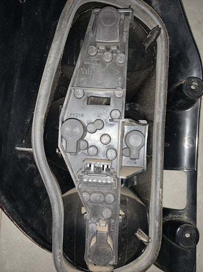 Fanale Posteriore Destro DX RENAULT LAGUNA 2a Serie 2001 2007 8200002472