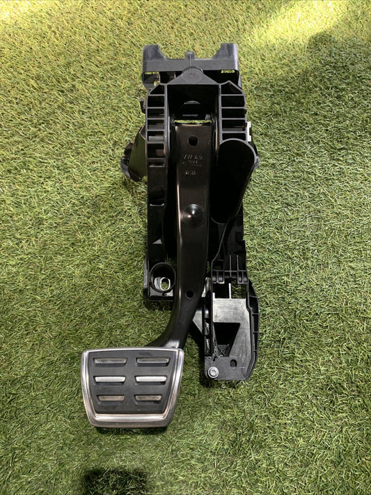 Pedale Freno Volkswagen Golf 8R 2.0 Benzina 5Q1723058CH