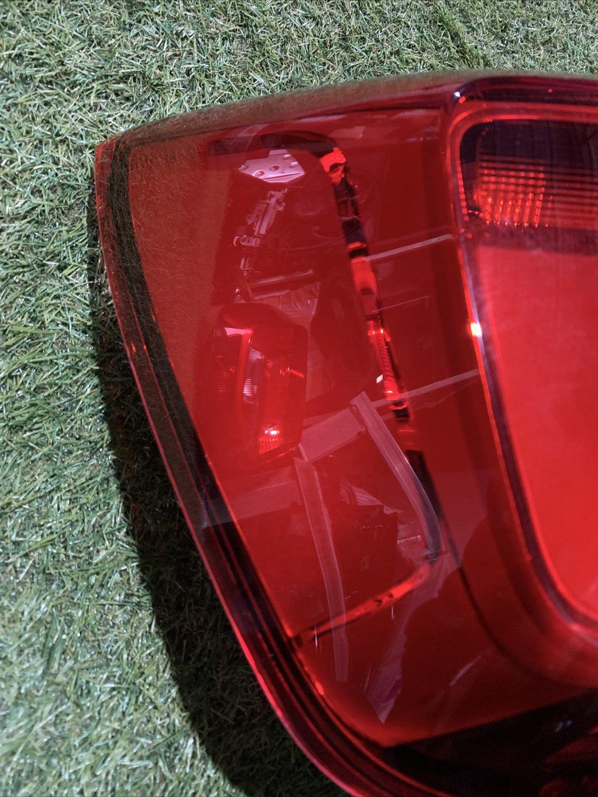 STOP FANALE POSTERIORE SINISTRO PER AUDI Q2 Serie (GAB) 81A945070 (16 )