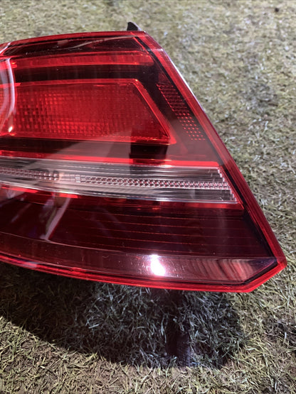 STOP FANALE POSTERIORE SINISTRO AUDI A3 Serie (8V1) 8V4945069