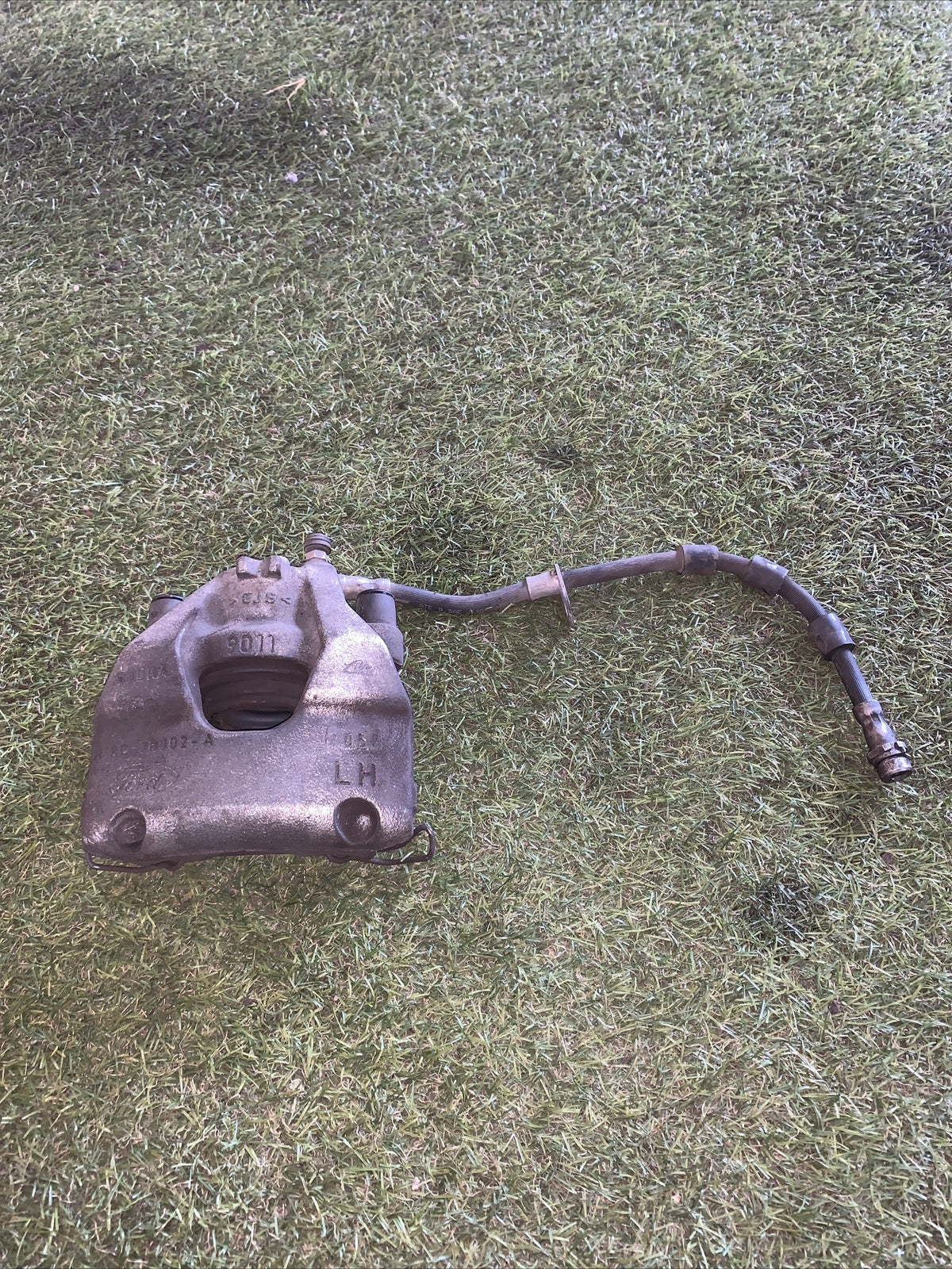 H1BC-2B302-A PINZA FRENO ANTERIORE SINISTRA FORD Fiesta 7° Serie 1.1 Benzina