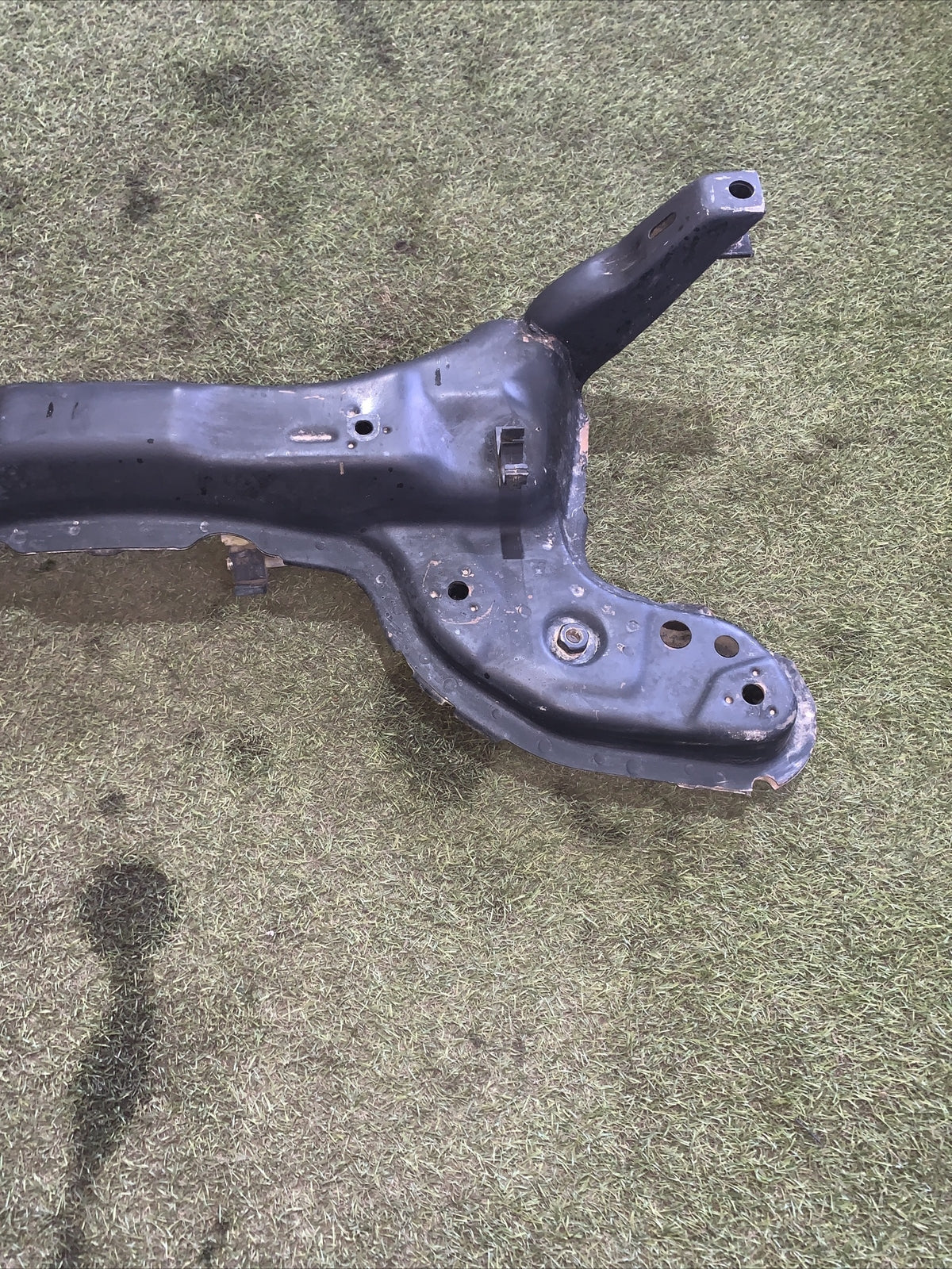 CULLA MOTORE ASSALE ANTERIORE LANCIA Y ANNO 2005 1.2 BENZ