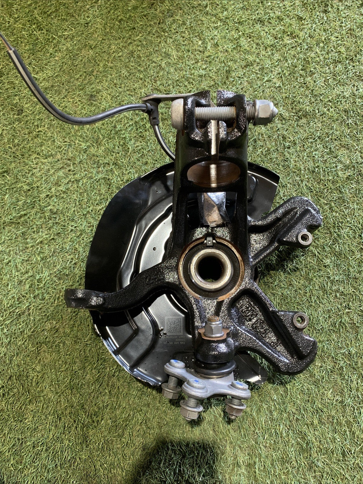 Mozzo Montante Fusello Anteriore Sinistro Volkswagen Polo 2024 1.0 B 2Q0407255AF