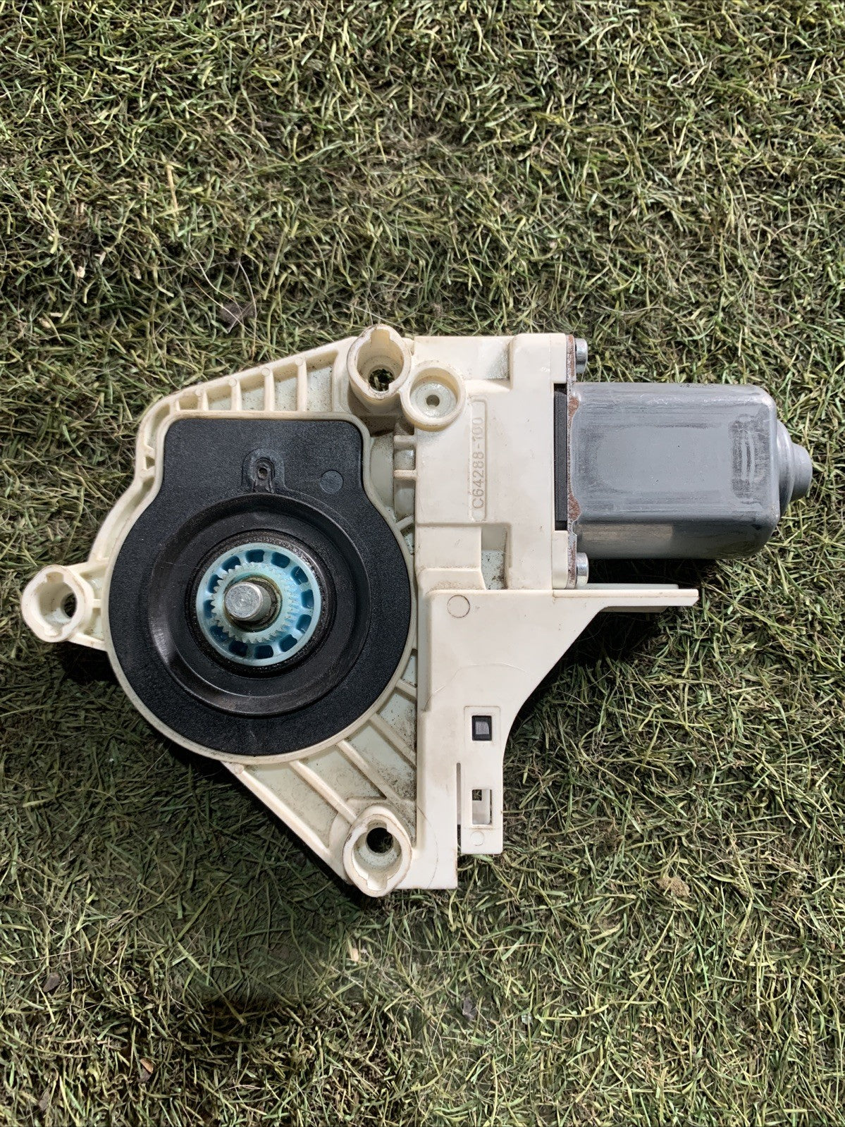 Motorino Alzavetro Posteriore Destro Audi A1 2015 8K0959811A