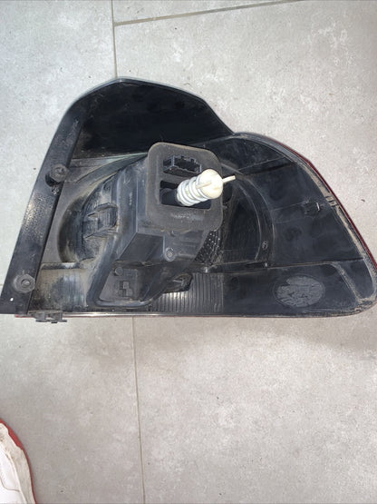 Stop Fanale Posteriore Sinistro Volkswagen Golf 6 02R12548