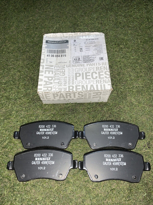 KIT PASTIGLIE FRENI ANTERIORI ORIGINALI RENAULT CLIO 4 IV DAL 2012 AL 2021