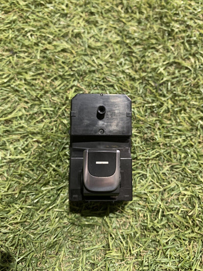 Pulsante Alzavetro Posteriore Destro Kia Sportage 2017 93580-D9100