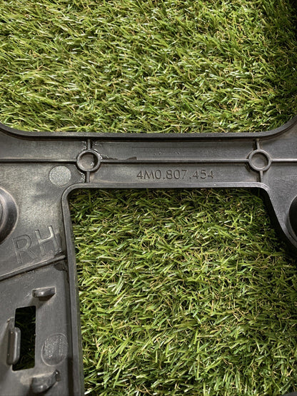 Staffa Paraurti Posteriore Destra Audi Q7 2016 4M0807454