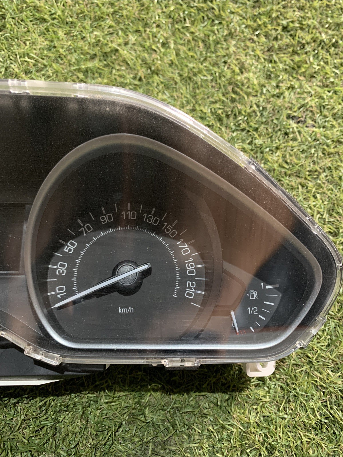 QUADRO STUMENTI PER PEUGEOT 208 Serie 9822621180 (12 19) 1.2 BENZINA