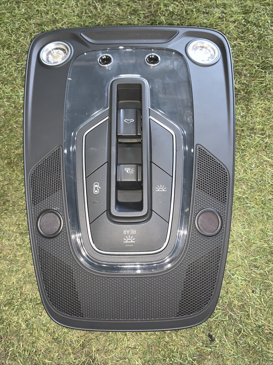 Plafoniera Audi Q7 2016 4M0947135AB