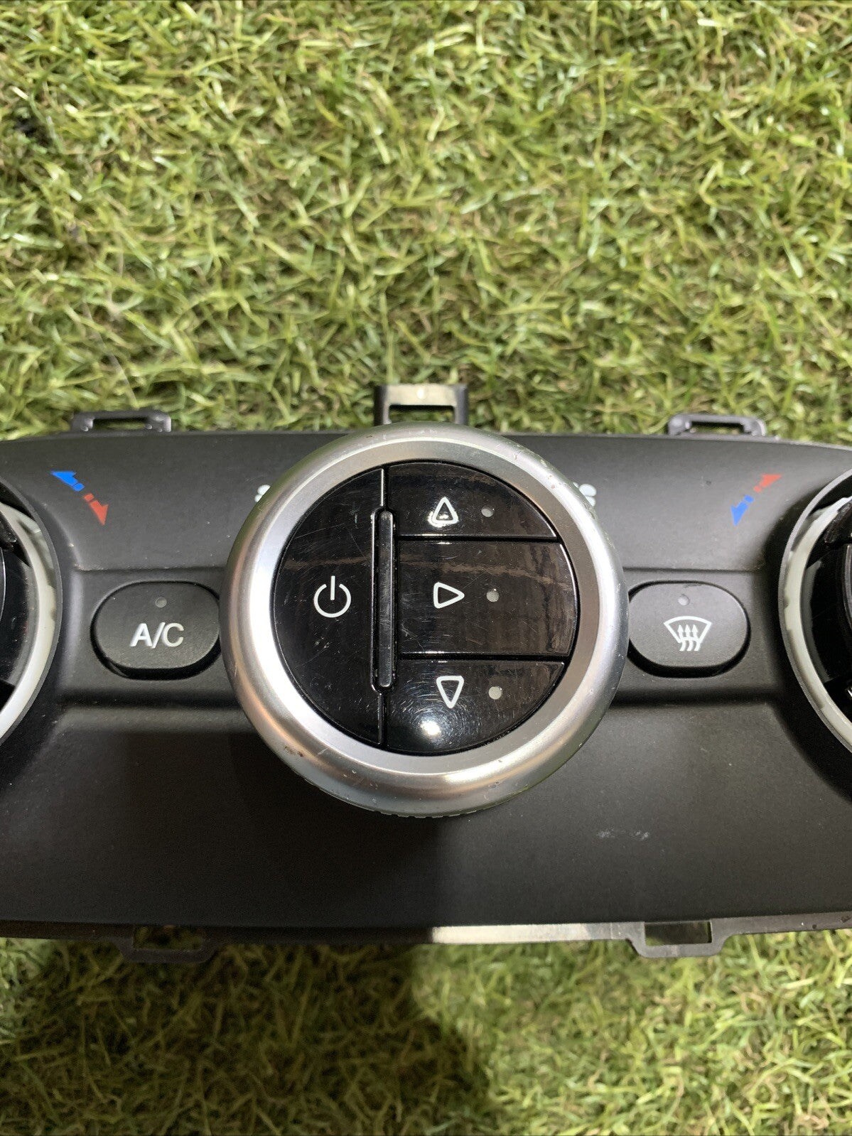 COMANDI CLIMA PER FIAT 500 L Serie (351_352) 735655880 (12 ) ATTENZIONE