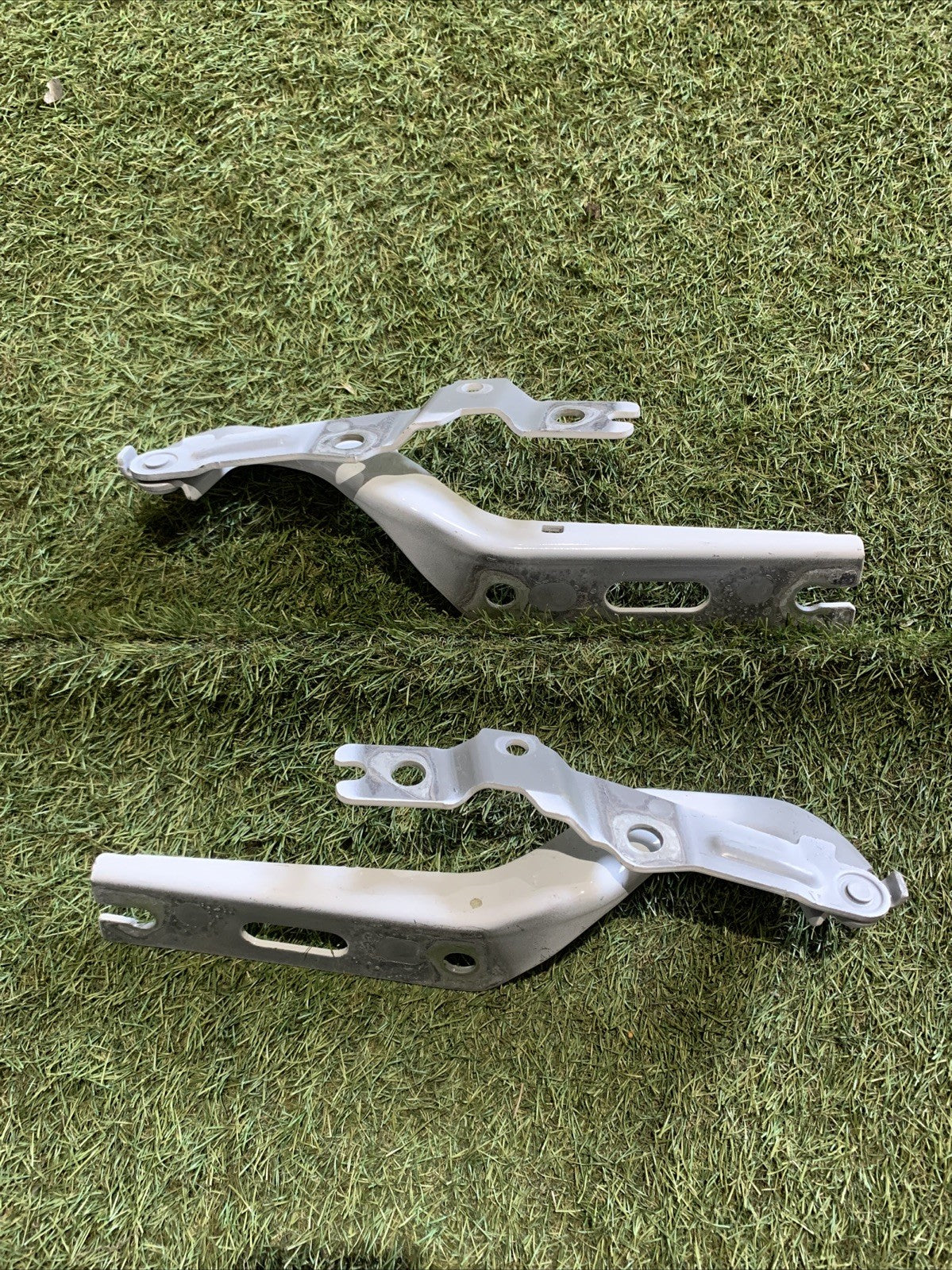Cerniere Cofano Anteriore DX-SX Volkswagen Polo 2024