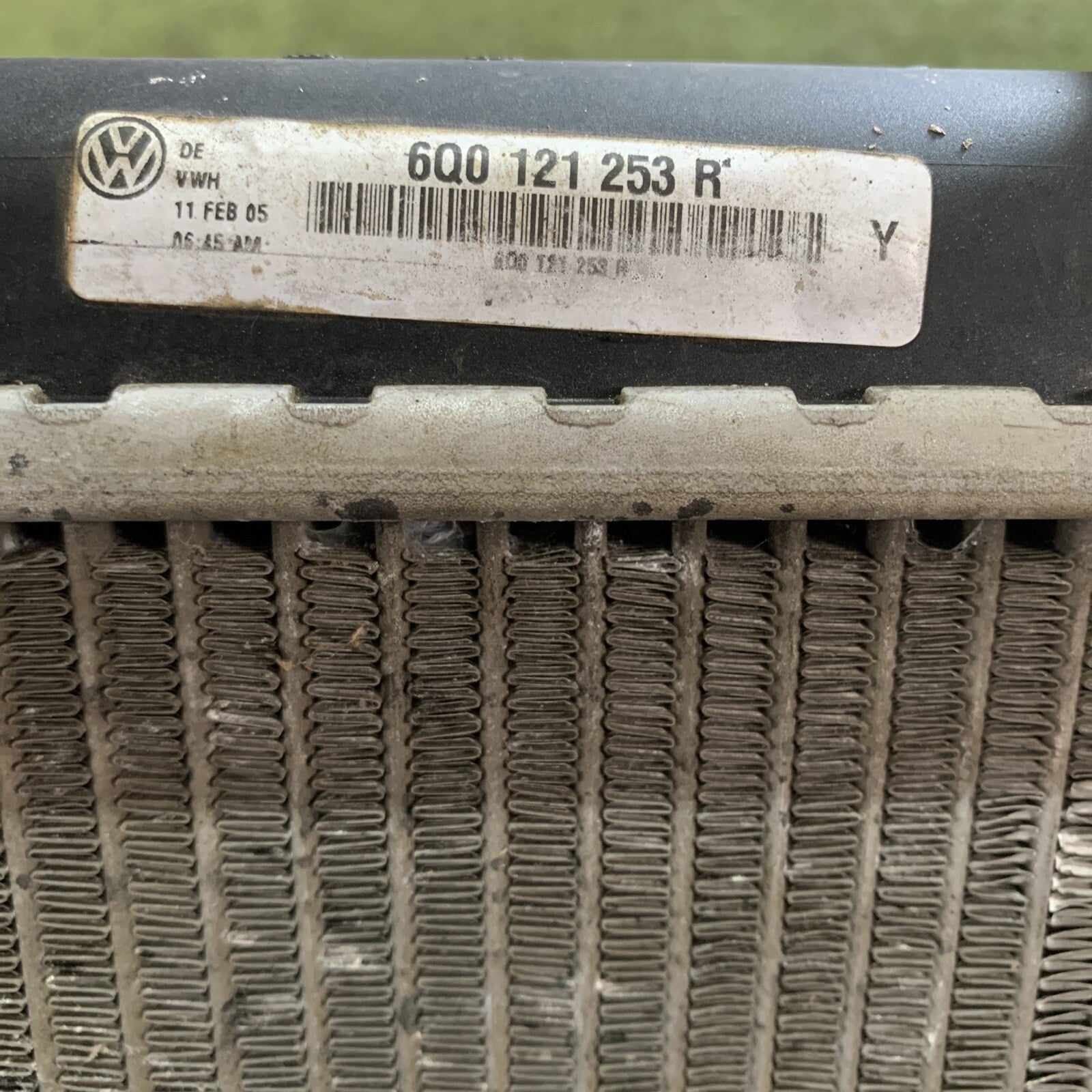 RADIATORE ACQUA VOLKSWAGEN POLO ( 2001 > 2010 ) 6Q0121253R ORIGINALE