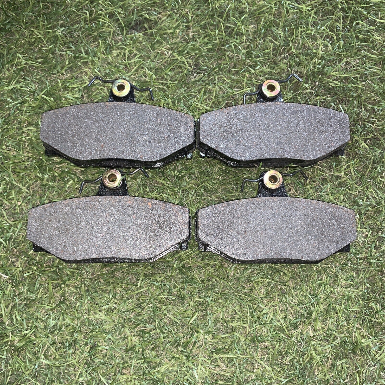 PASTIGLIE FRENI POSTERIORI TEXTAR ADATTE PER VOLVO 740 940 S70 90 V70 V90 XC70