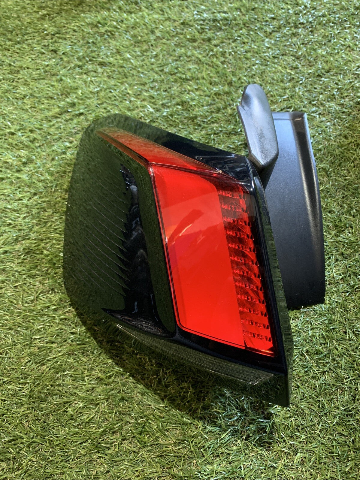 FARO FANALE STOP POSTERIORE SX SINISTRO PEUGEOT 3008 GT-Line 9810477180