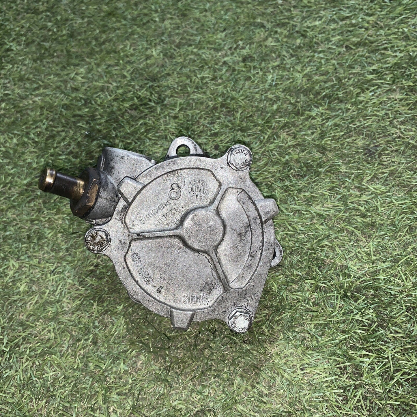 POMPA DEPRESSORE FRENI FIAT STILO / DOBLO' / STRADA 1.9 JTD 46771105