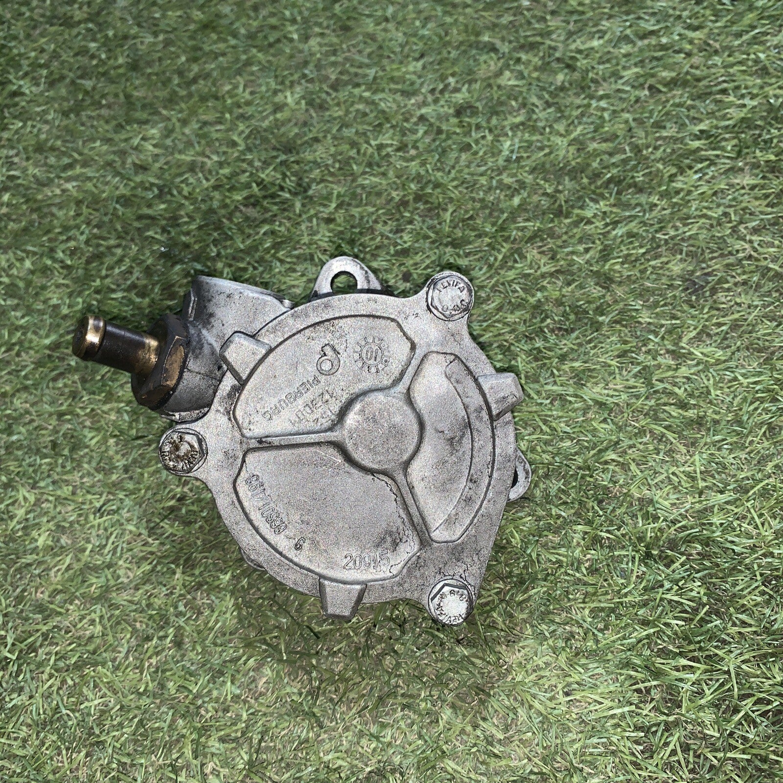 POMPA DEPRESSORE FRENI FIAT STILO / DOBLO' / STRADA 1.9 JTD 46771105