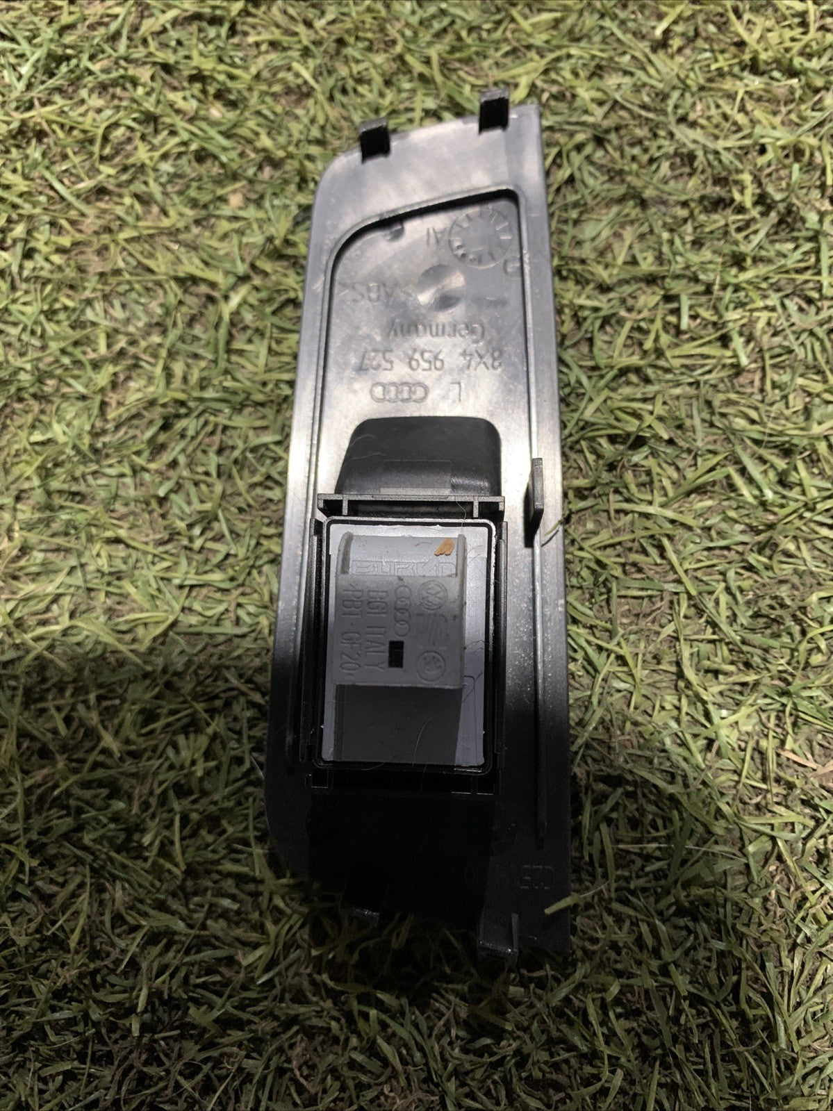 Pulsantiera Alzavetro Posteriore Sinistra Audi A1 2010-2017 8X4959527