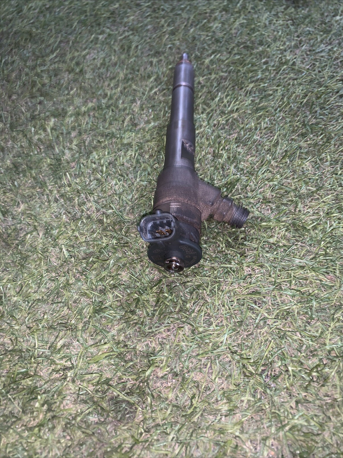 Iniettore Dacia Sandero 2015 1.5 Diesel 0445110485 (3)