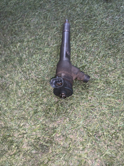 Iniettore Dacia Sandero 2015 1.5 Diesel 0445110485 (3)