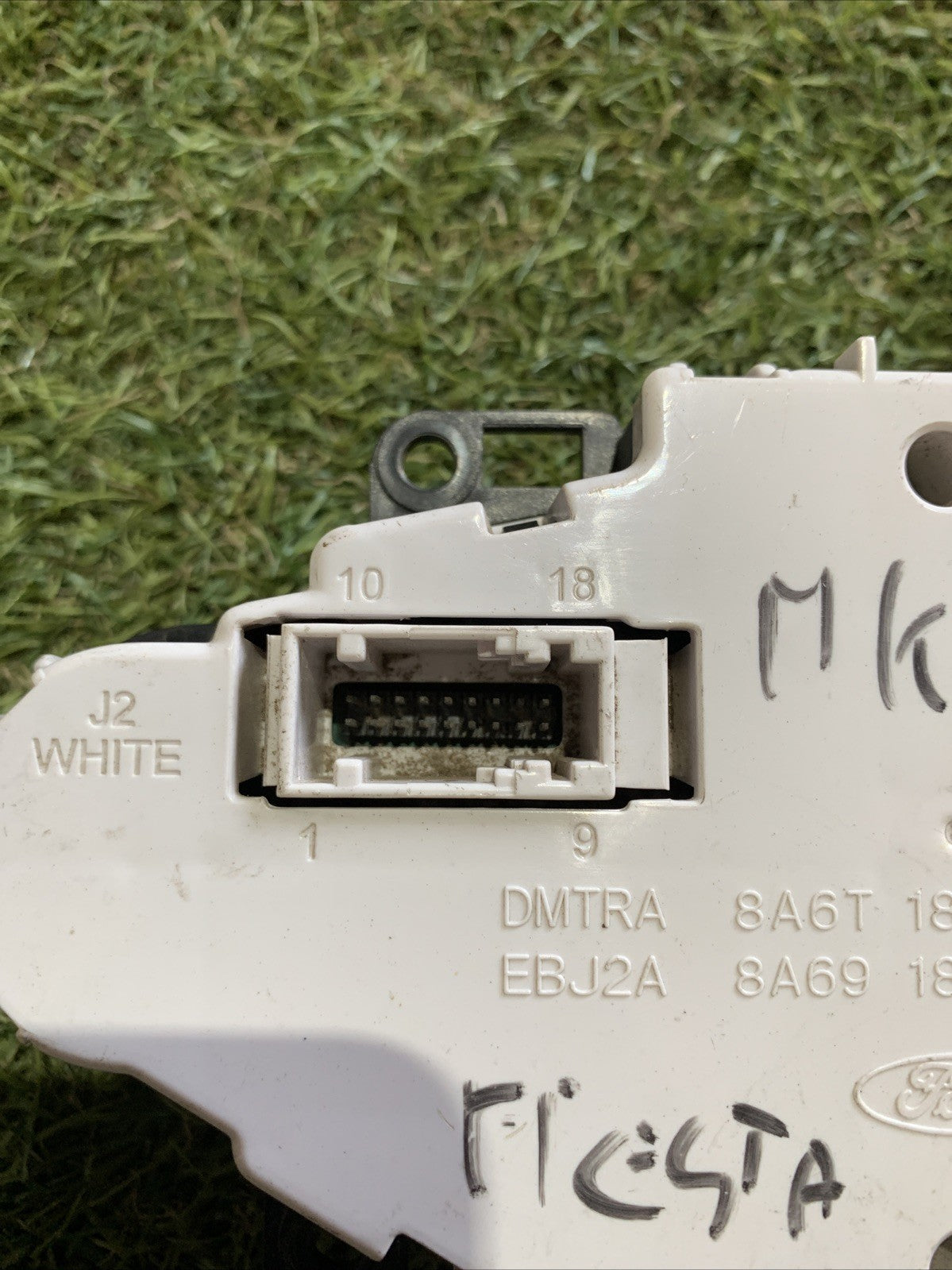 8A6T-18C612-AJ CENTRALINA GRUPPO DI COMANDO CLIMATIZZATORE FORD FIESTA 2010