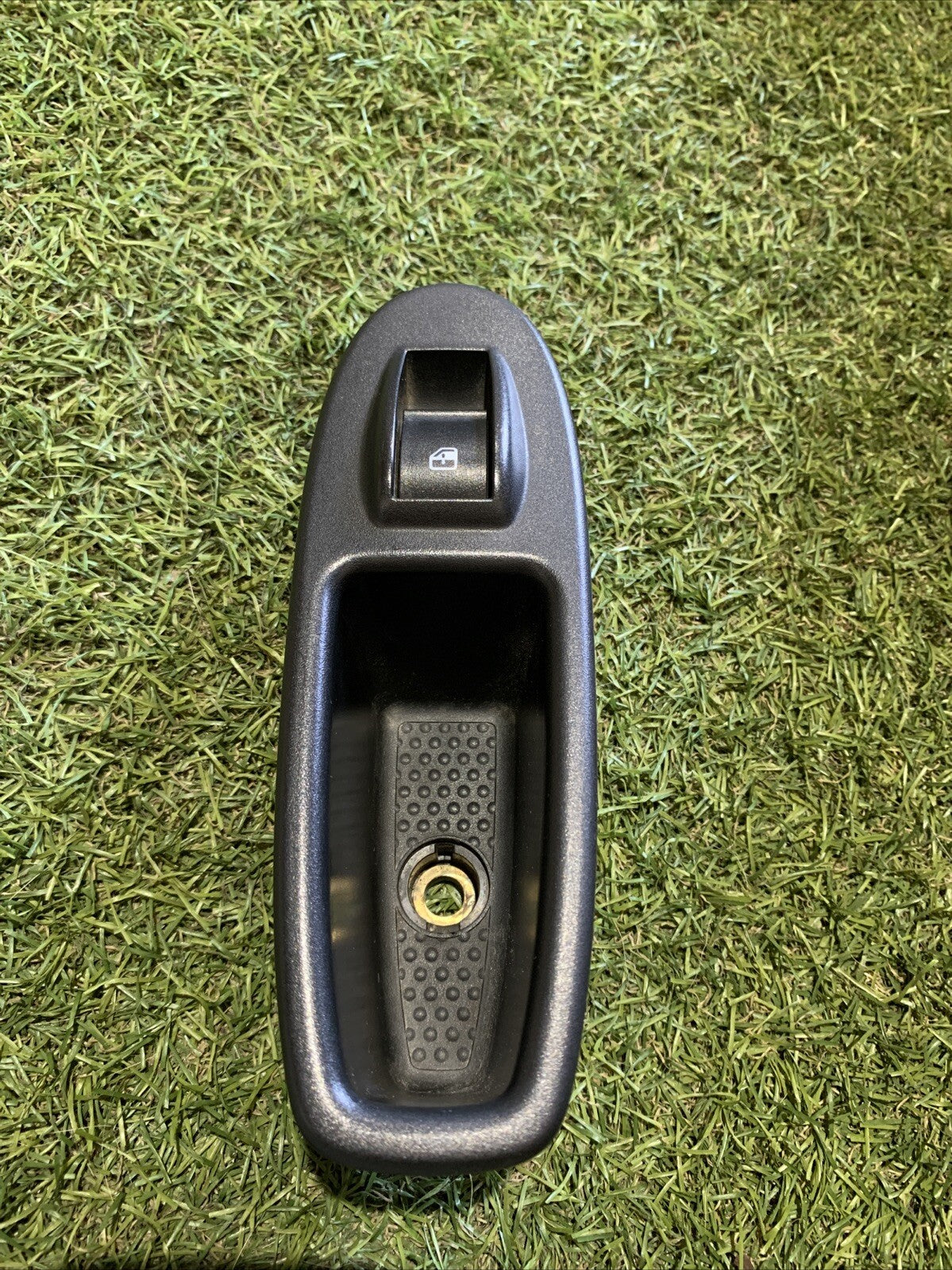 PULSANTIERA ALZACRISTALLO POST DX FIAT 500L (351_352) DAL 2012-, 735521261