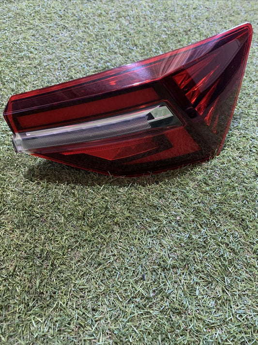 STOP FANALE POSTERIORE DESTRO PER SKODA Karoq Serie 57A945208D 2024