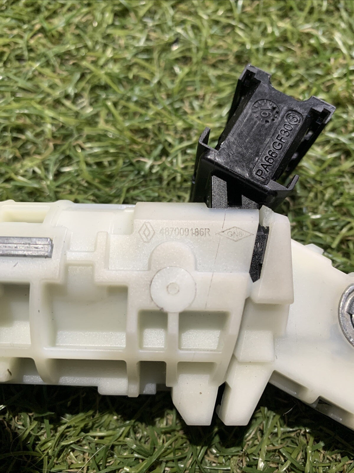 Blocchetto Accensione Renault Twingo 2019 487009186R