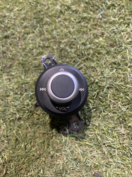 COMANDO MULTIFUNZIONE AUTORADIO ALFA ROMEO GIULIA 2019 156107465 (2)