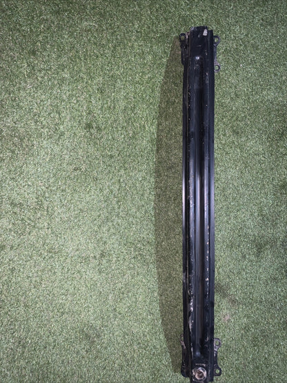 TRAVERSA PARAURTI POSTERIORE SEAT LEON 1P1 (2005 - 2013) 5P0807305 BARRA ORIG.