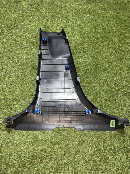 Rivestimento Colonna Inferiore Destra Kia Sportage 2023 85846-R2000