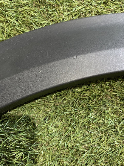 MODANATURA PARAFANGO ANT DX PER PEUGEOT 2008 Serie 9825736680 (19>)