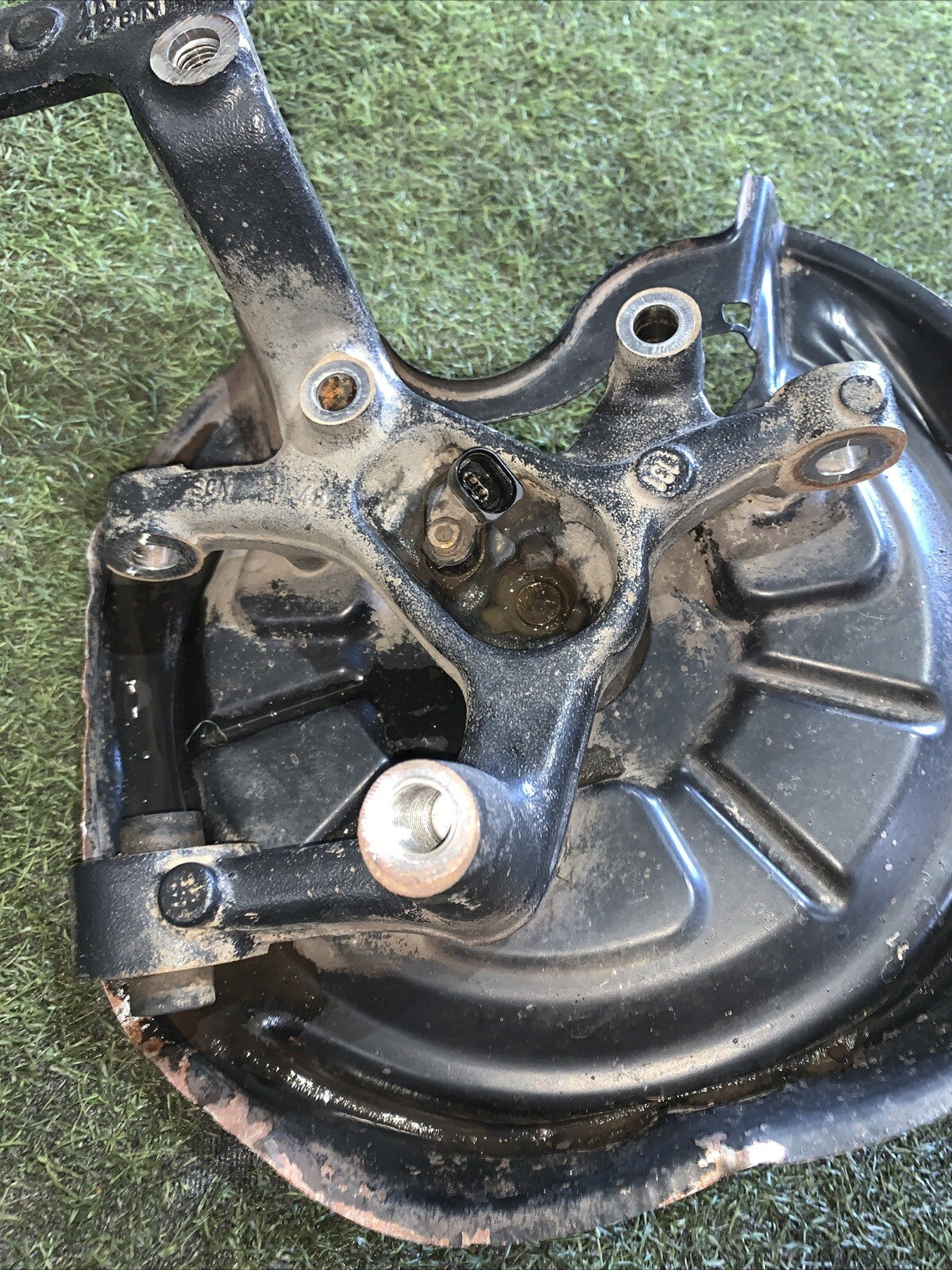 1K0436N MOZZO MONTANTE FUSELLO POSTERIORE DESTRO VOLKSWAGEN GOLF V 1.9 TDI (2)