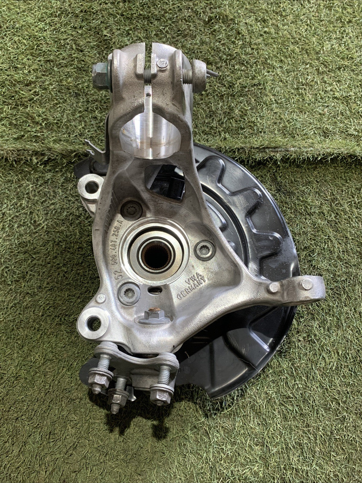 Mozzo Montante Fusello Anteriore Destro Volkswagen Tiguan 2023 1.5B 5Q0407258A