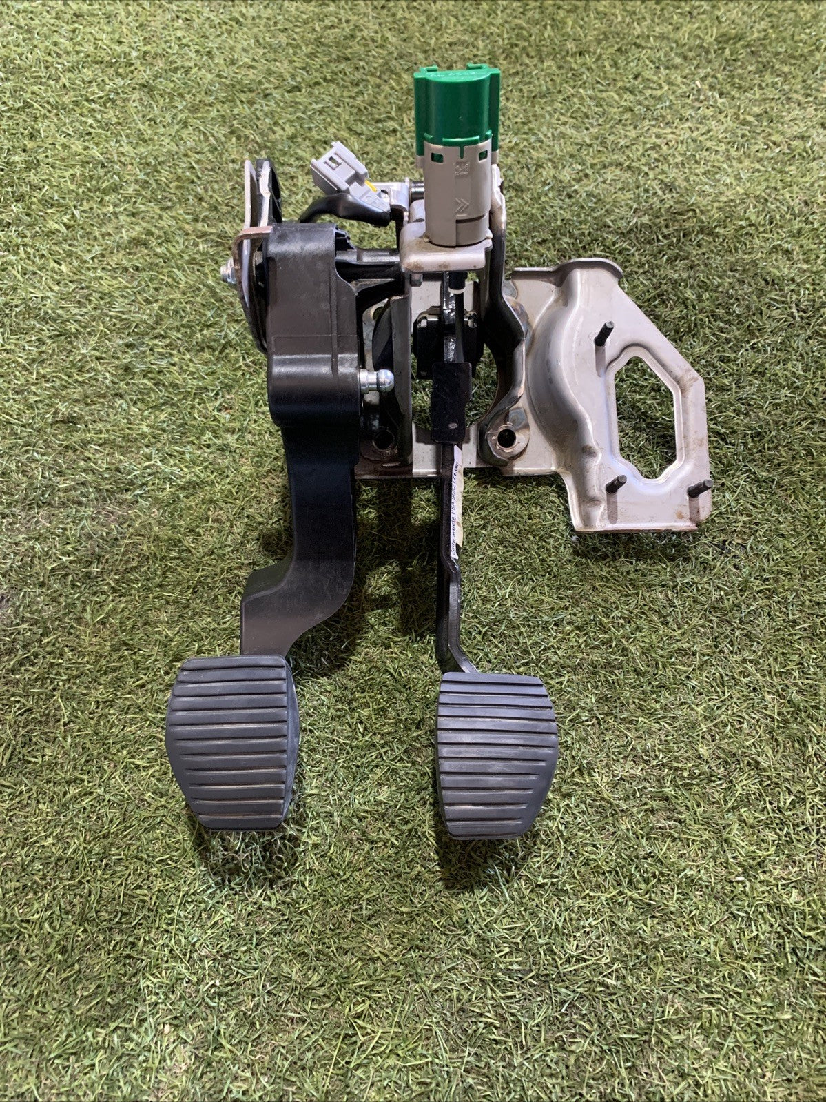 PEDALIERA FRENO + FRIZIONE PER PEUGEOT 208 Serie 9682171580 (12 19) 1.2 BENZINA