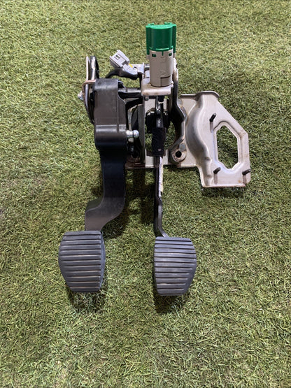 PEDALIERA FRENO + FRIZIONE PER PEUGEOT 208 Serie 9682171580 (12 19) 1.2 BENZINA