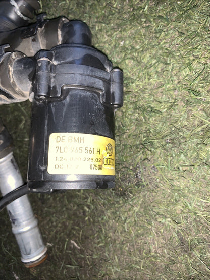 7L0965561H POMPA ACQUA SECONDARIA AUDI Q7 (4L) 3.0 DIESEL