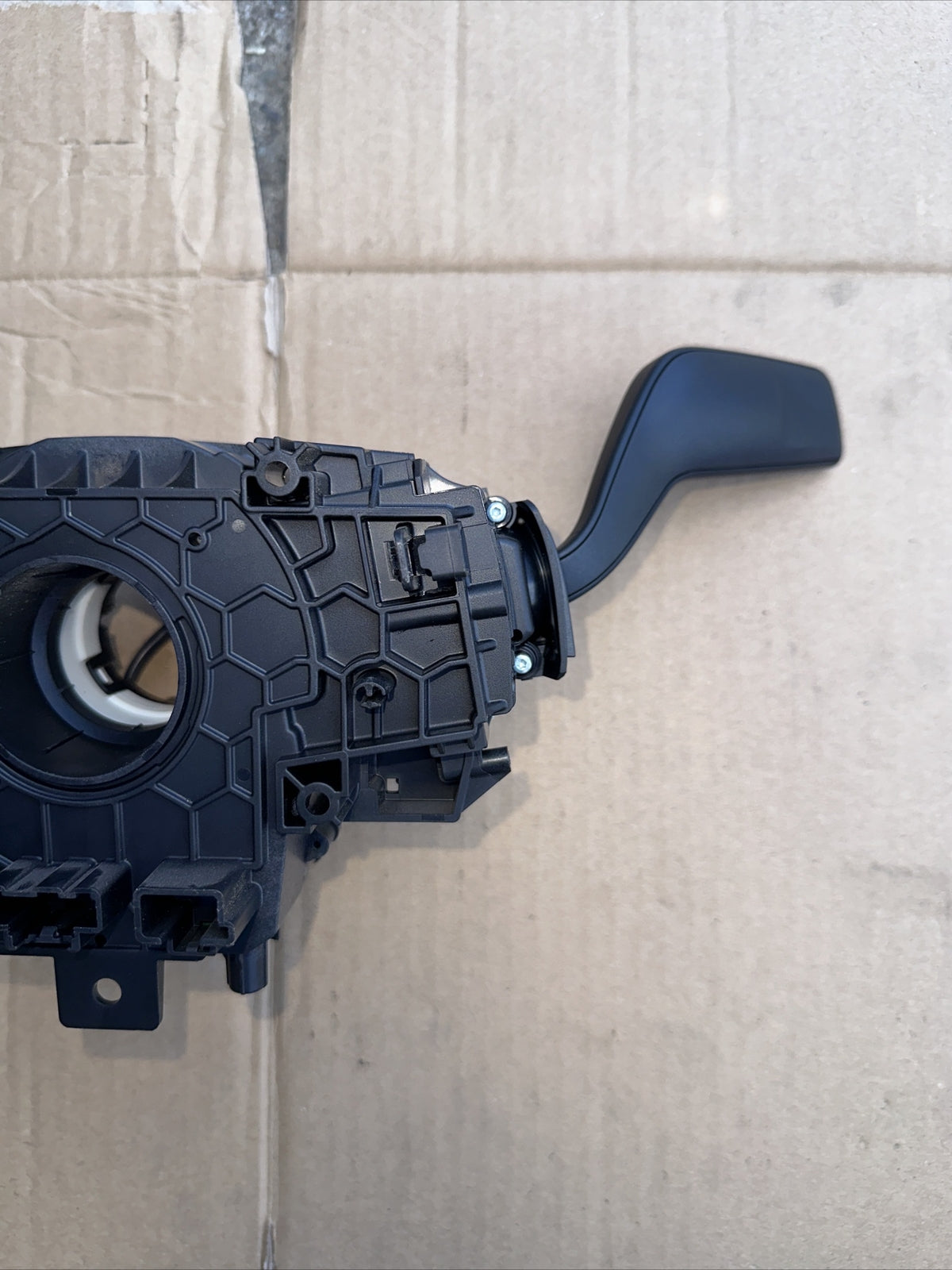 LV4T-3F944-EF DEVIO-LUCE DEVIO-SGANCIO FORD KUGA ANNO 2021 LV4T-14B522-EFW