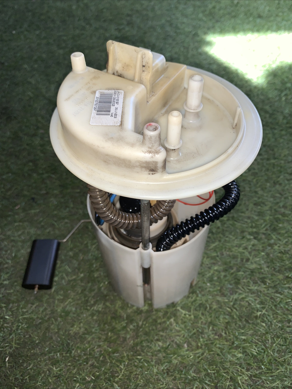 51821297 POMPA CARBURANTE E GALLEGGIANTE LANCIA DELTA 1.6 D