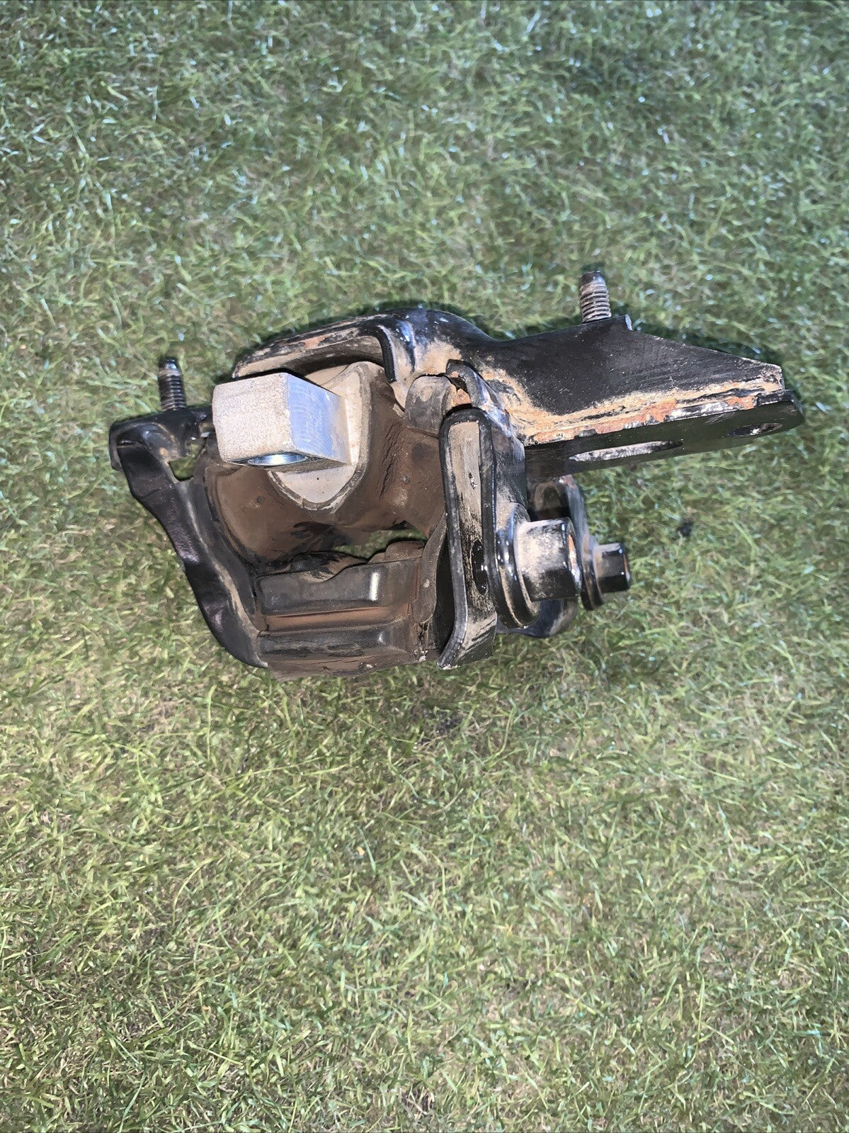 6R0199555 SUPPORTO MOTORE VW POLO (6R,6C)(2009-2017)  1.6 TDI