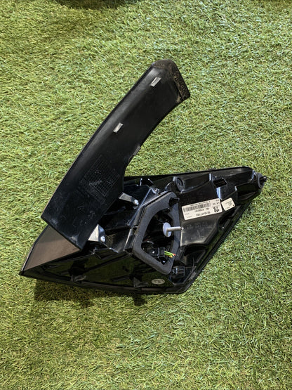 FARO FANALE STOP POSTERIORE SX SINISTRO PEUGEOT 3008 GT-Line 9810477180