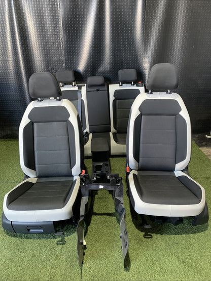 TAPPEZZERIA COMPLETA VOLKSWAGEN T-ROC 