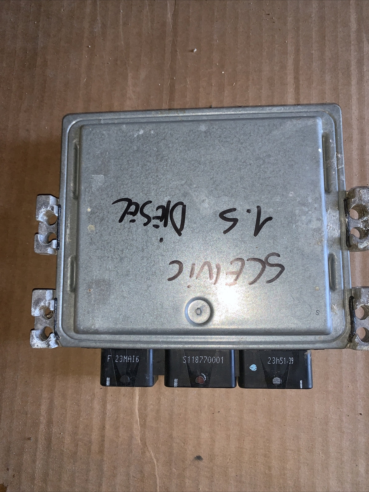 Centralina Motore ECU RENAULT MEGANE SCENIC 8200565863 SIEMENS S122326108A