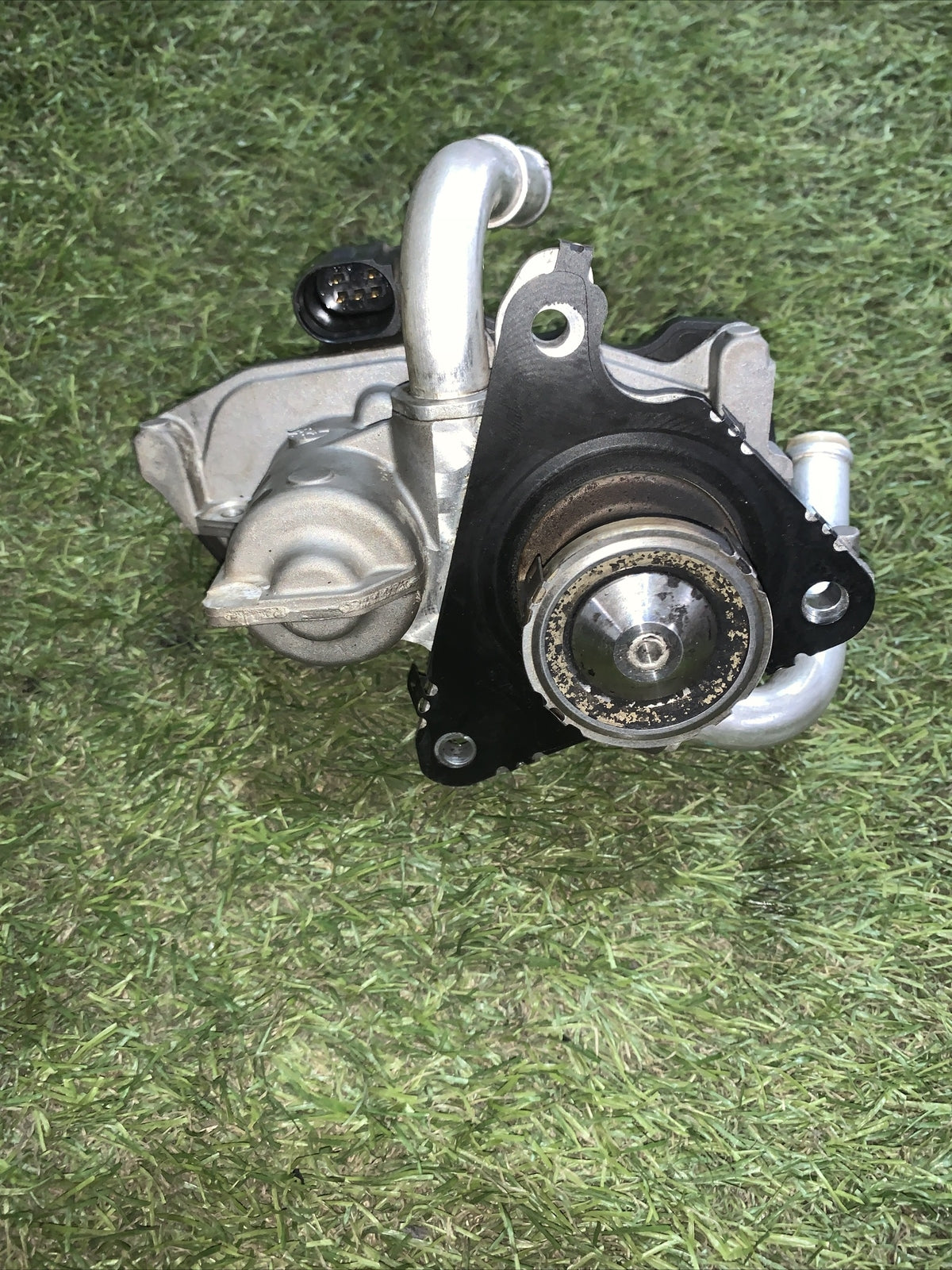 Valvola Egr Volkswagen Golf 7 2.0 184CV 04L131501N