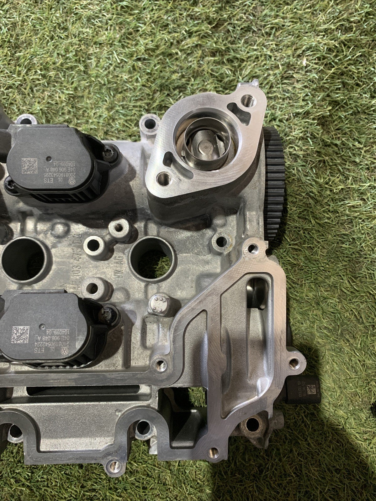 Coperchio Punterie Volkswagen Tiguan 2020 1.5 Benzina DPB 04E103473DC