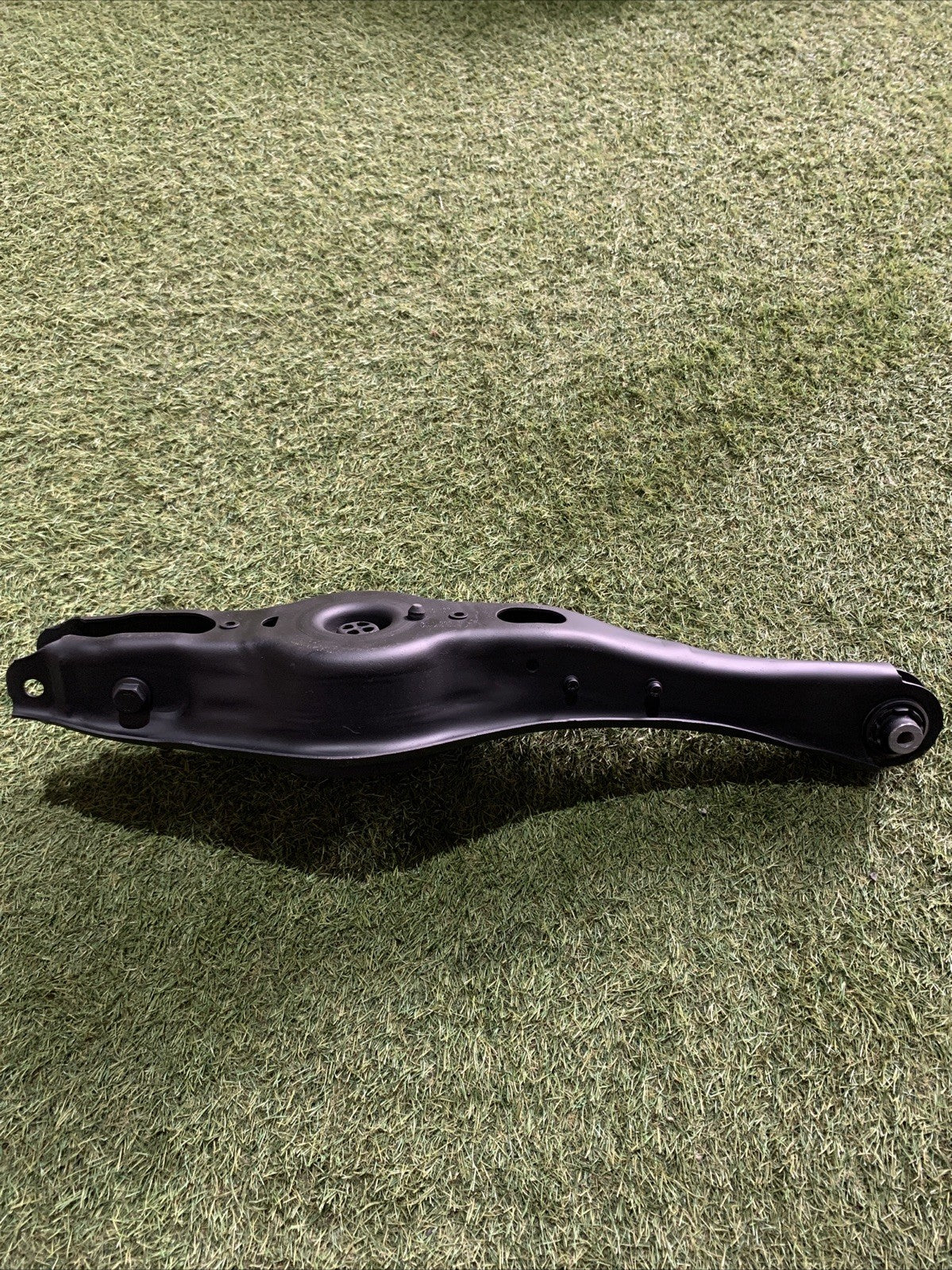 3Q0505311G BRACCIO OSCILLANTE POSTERIORE INFERIORE DESTRO VOLKSWAGEN GOLF 7 2.0