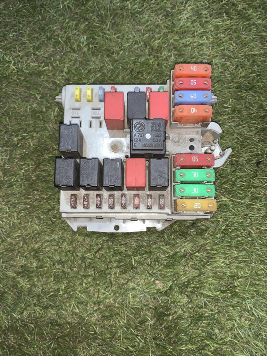 51832042 SCATOLA FUSIBILI FIAT BRAVO (198) 1.6 MULTIJET 16V MAN 6M KW77-105CV(2)