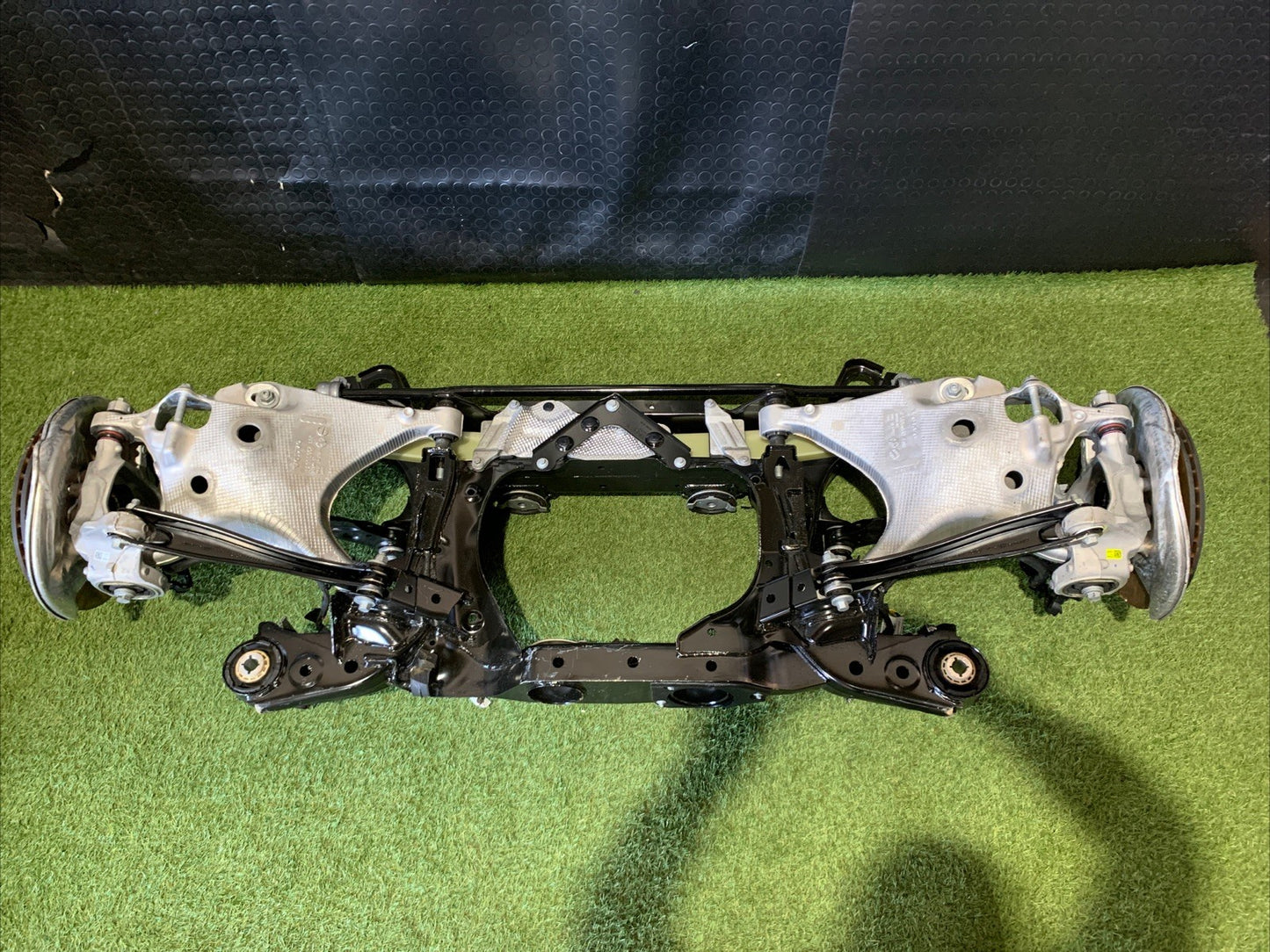 Ponte Assale Posteriore Volvo XC60 2025 2.0 Mild Hybrid 4WD 32315792