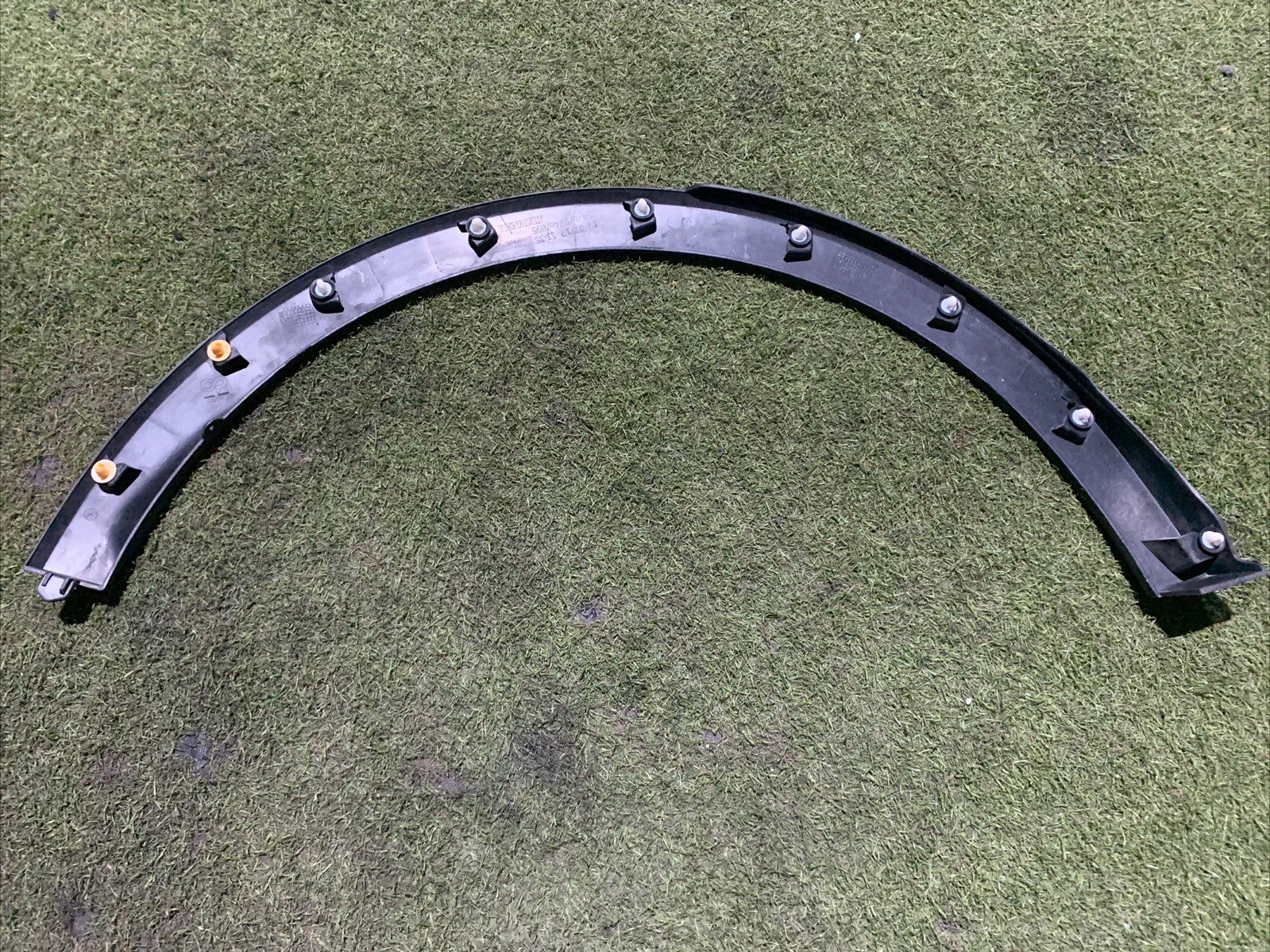 MODANATURA PARAFANGO POST SX PER RENAULT Captur Serie 788A38847R (13>)